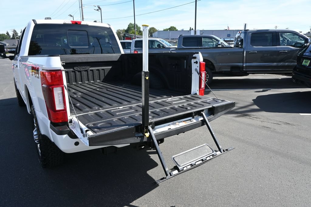 Used 2022 Ford F350 Limited w/ FX4 Off-Road Package AWD/4WD image 35