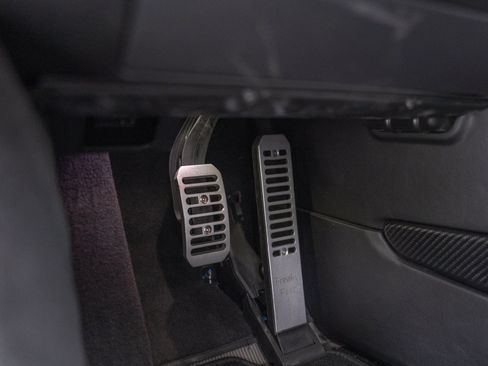 Used 2019 McLaren Senna RWD image 39