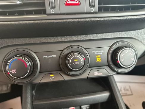 Certified 2023 Kia Forte LXS w/ LXS Technology Package FWD image 18