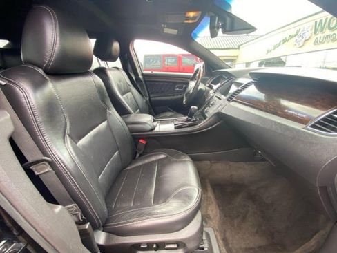 Used 2018 Ford Taurus Limited image 15
