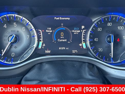 Used 2022 Chrysler Pacifica Touring-L FWD image 40