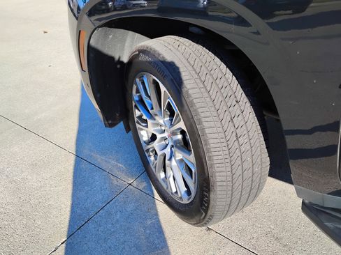 Used 2025 GMC Yukon Denali image 19