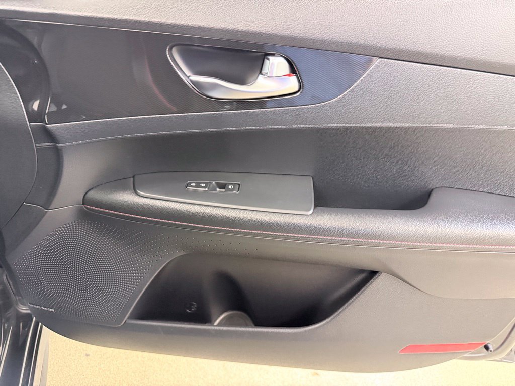 Used 2020 Kia Forte GT FWD image 34