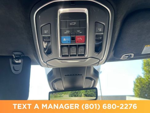 Used 2024 Jeep Wagoneer Limited AWD/4WD image 32
