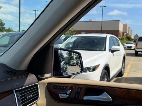 Used 2019 Mercedes-Benz GLS 450 4MATIC image 45