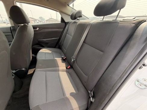 Used 2021 Hyundai Accent SE FWD image 18