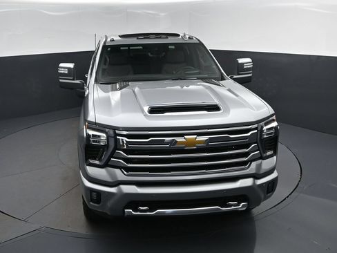 New 2026 Chevrolet Silverado 2500 High Country w/ High Country Premium Package AWD/4WD image 38