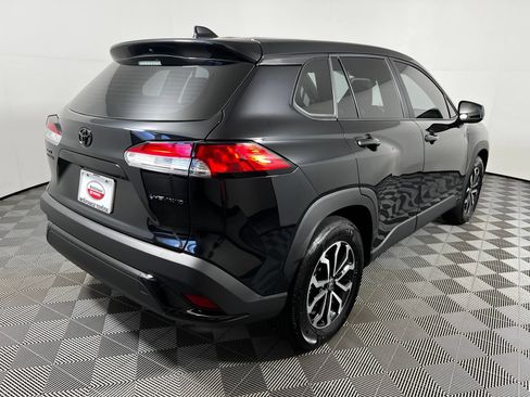 Used 2025 Toyota Corolla Cross AWD Hybrid image 5