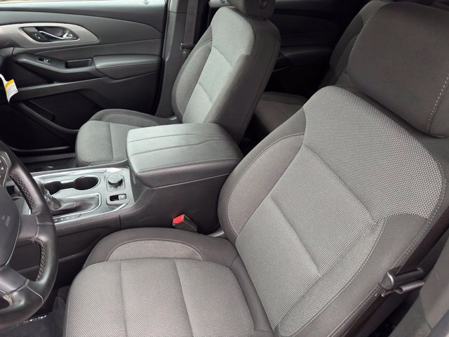 Certified 2023 Chevrolet Traverse LT w/ Rear Camera Mirror Package AWD/4WD image 6
