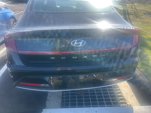 Used 2023 Hyundai Sonata SE image 3