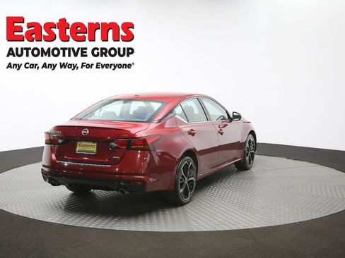 Used 2023 Nissan Altima 2.5 SR AWD/4WD image 38