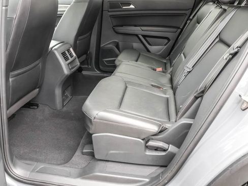 Used 2020 Volkswagen Atlas Cross Sport SE w/ Towing Package AWD/4WD image 29