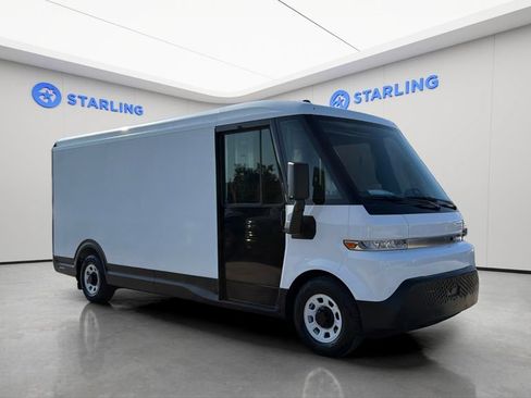 Used 2024 Chevrolet Brightdrop 600 w/ Commercial Equipment Package AWD/4WD image 14