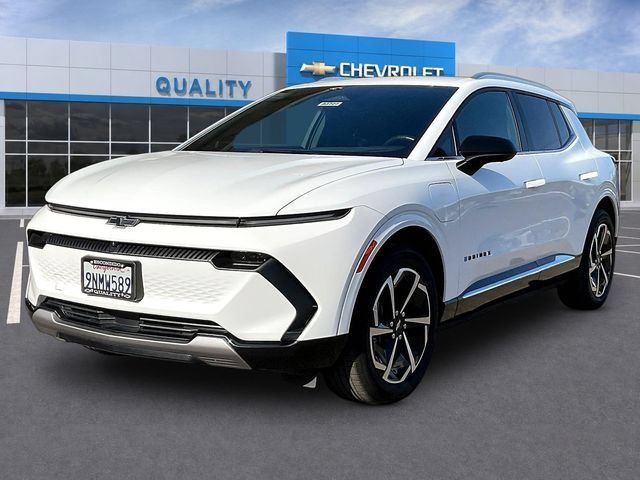 Certified 2024 Chevrolet Equinox EV LT w/ LPO, Blackout Package FWD image 3