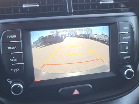 Used 2021 Kia Soul LX image 17