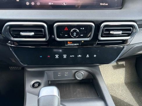 New 2026 Nissan Sentra SV w/ Floor Mat Package FWD image 21