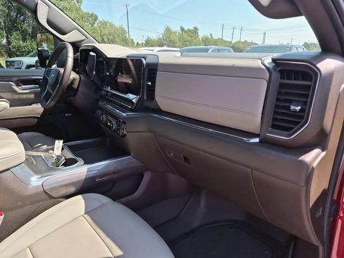 Used 2024 Chevrolet Silverado 3500 LTZ w/ LTZ Convenience Package AWD/4WD image 40
