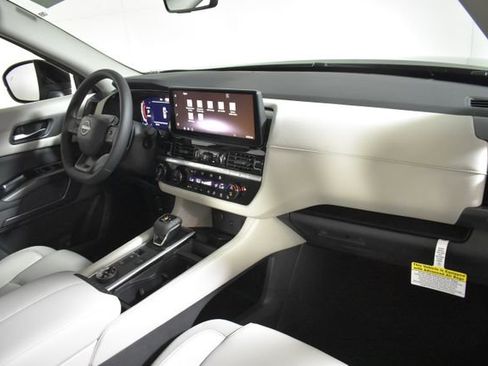 New 2026 Nissan Pathfinder SL AWD/4WD image 40