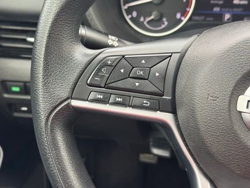 Used 2023 Nissan Sentra SV image 27