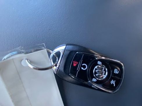 Used 2018 Buick Enclave Premium w/ LPO, Hit The Road Package AWD/4WD image 20