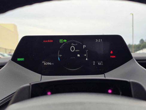 Used 2026 Toyota Prius Plug-In Hybrid image 25