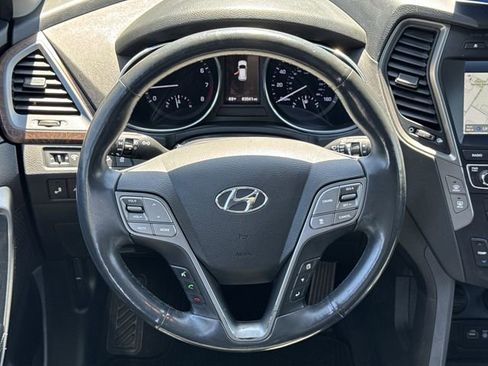 Used 2018 Hyundai Santa Fe Sport w/ 2.0T Ultimate Tech Package 05 FWD image 23