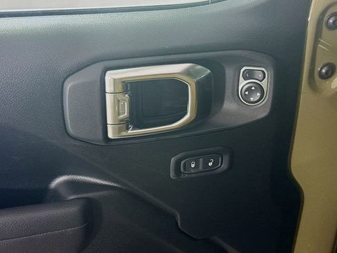 New 2026 Jeep Gladiator Sport image 17