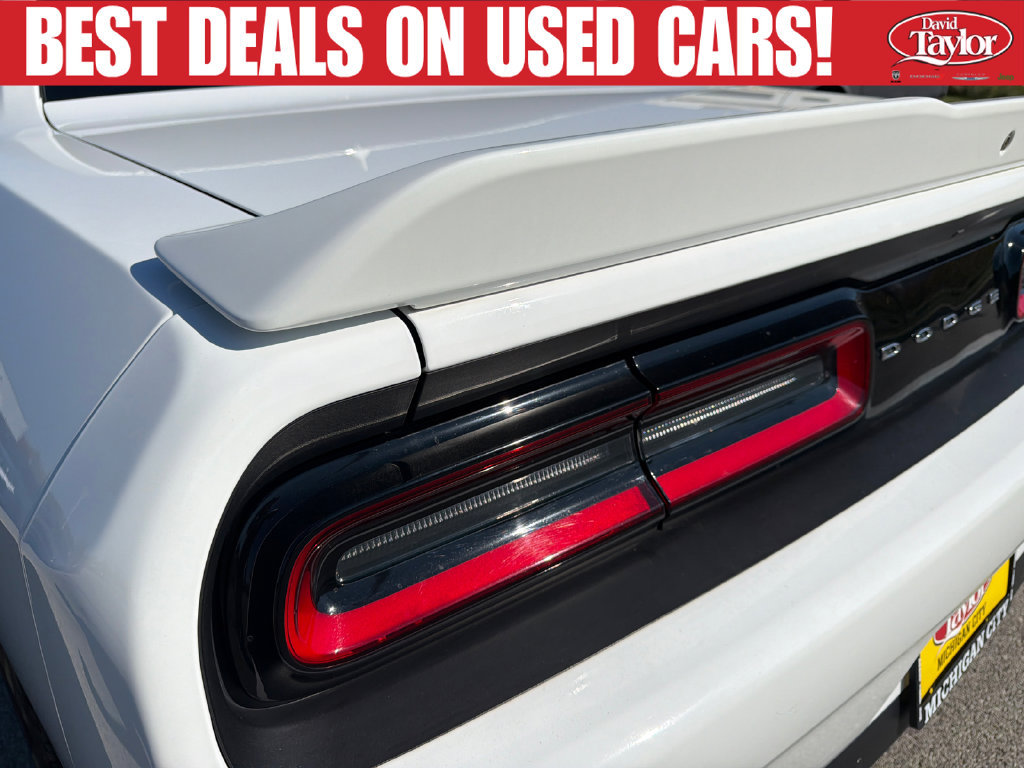Used 2022 Dodge Challenger R/T w/ Plus Package RWD image 31