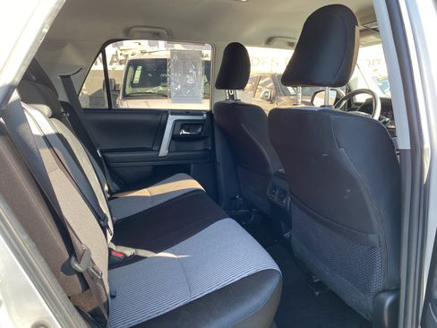 Used 2022 Toyota 4Runner SR5 image 18