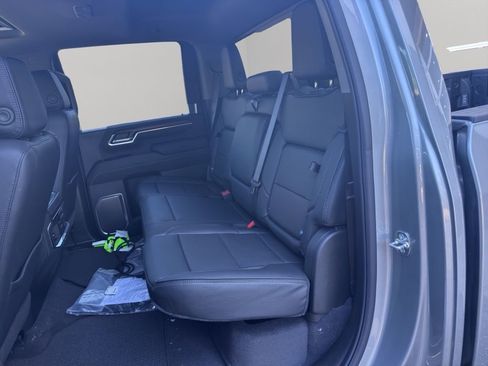 New 2025 GMC Sierra 2500 Denali w/ Technology Package image 8