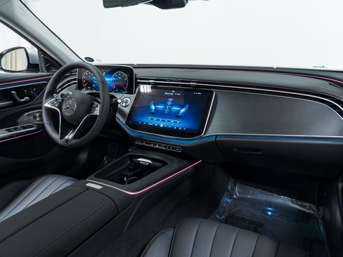 New 2026 Mercedes-Benz E 450 4MATIC All-Terrain Wagon image 15