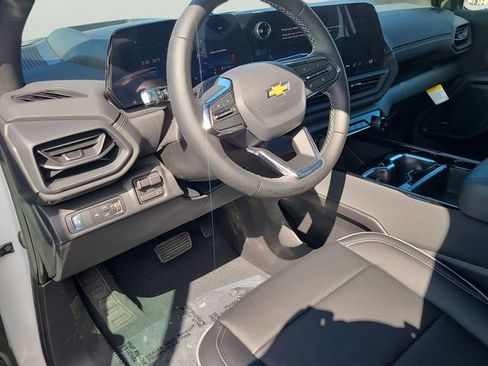 New 2026 Chevrolet Silverado EV LT w/ Plus Package image 17