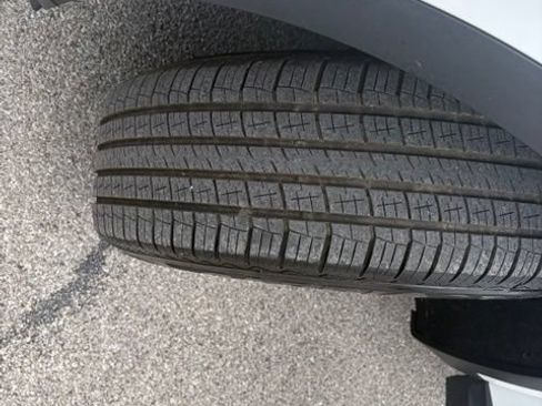 Used 2022 Buick Envision Preferred FWD image 14