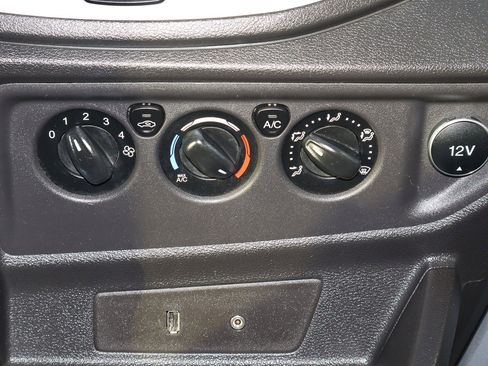 Used 2016 Ford Transit 350 XLT image 23