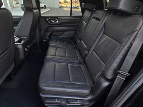 Used 2024 Chevrolet Tahoe LT RWD image 12