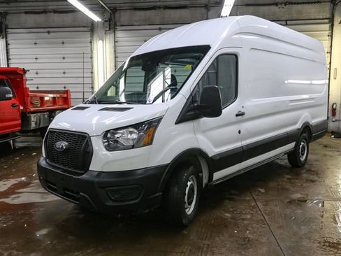 Used 2023 Ford Transit 250 148 High Roof Extended w/ Load Area Protection Package RWD image 5