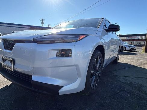 New 2026 Subaru Solterra Limited XT image 9