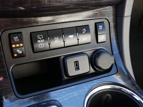 Used 2015 Buick Enclave Premium w/ Trailering Package image 20