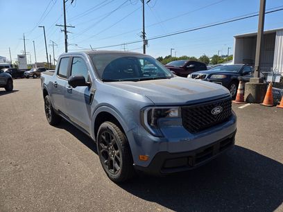 Used 2025 Ford Maverick Lariat w/ Black Appearance Package