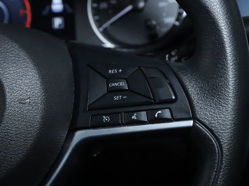 Certified 2025 Nissan Versa SV image 23