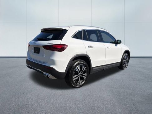 Used 2025 Mercedes-Benz GLA 250 4MATIC w/ Winter Package image 5