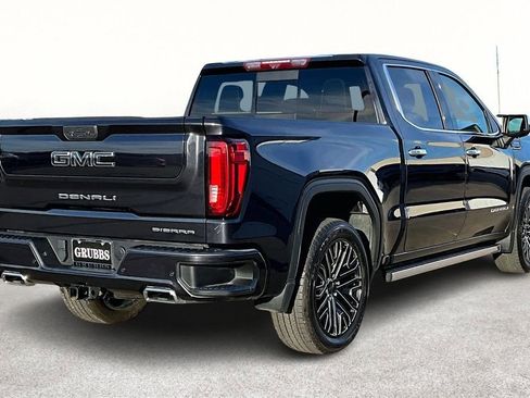 Used 2022 GMC Sierra 1500 Denali Ultimate image 2