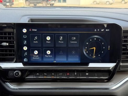 Used 2022 Chevrolet Silverado 1500 High Country w/ Technology Package image 26