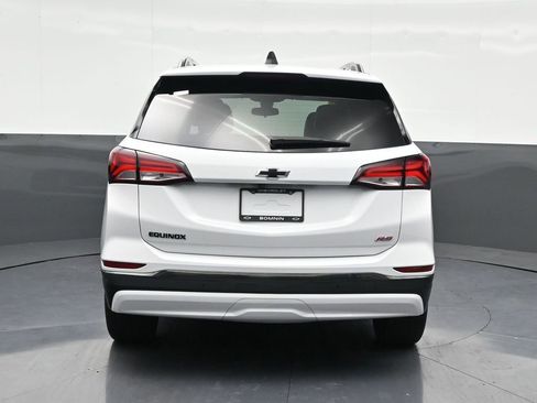 Used 2023 Chevrolet Equinox RS image 4