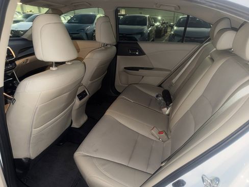 Used 2016 Honda Accord EX-L image 6