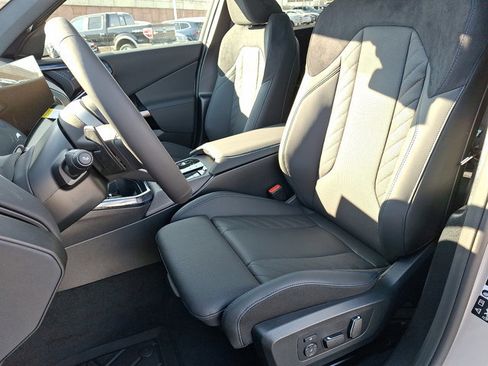 New 2026 BMW X3 xDrive30 w/ Premium Package image 9