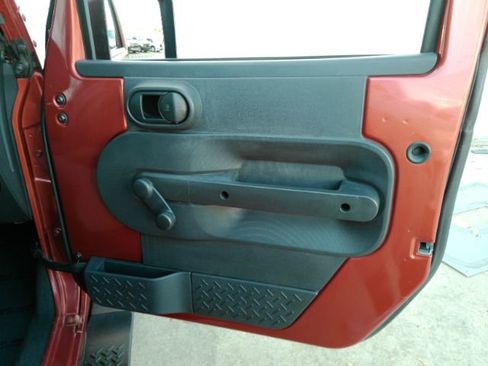 Used 2009 Jeep Wrangler X image 13