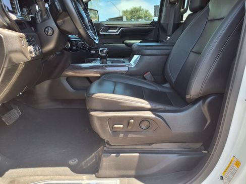 Used 2023 Chevrolet Silverado 1500 LTZ AWD/4WD image 21