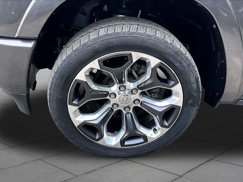 Used 2020 RAM 1500 Limited AWD/4WD image 11