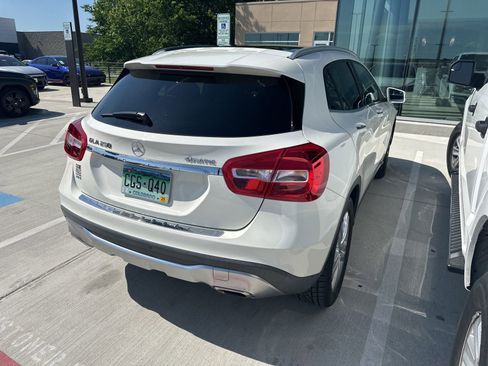 Used 2018 Mercedes-Benz GLA 250 4MATIC image 8